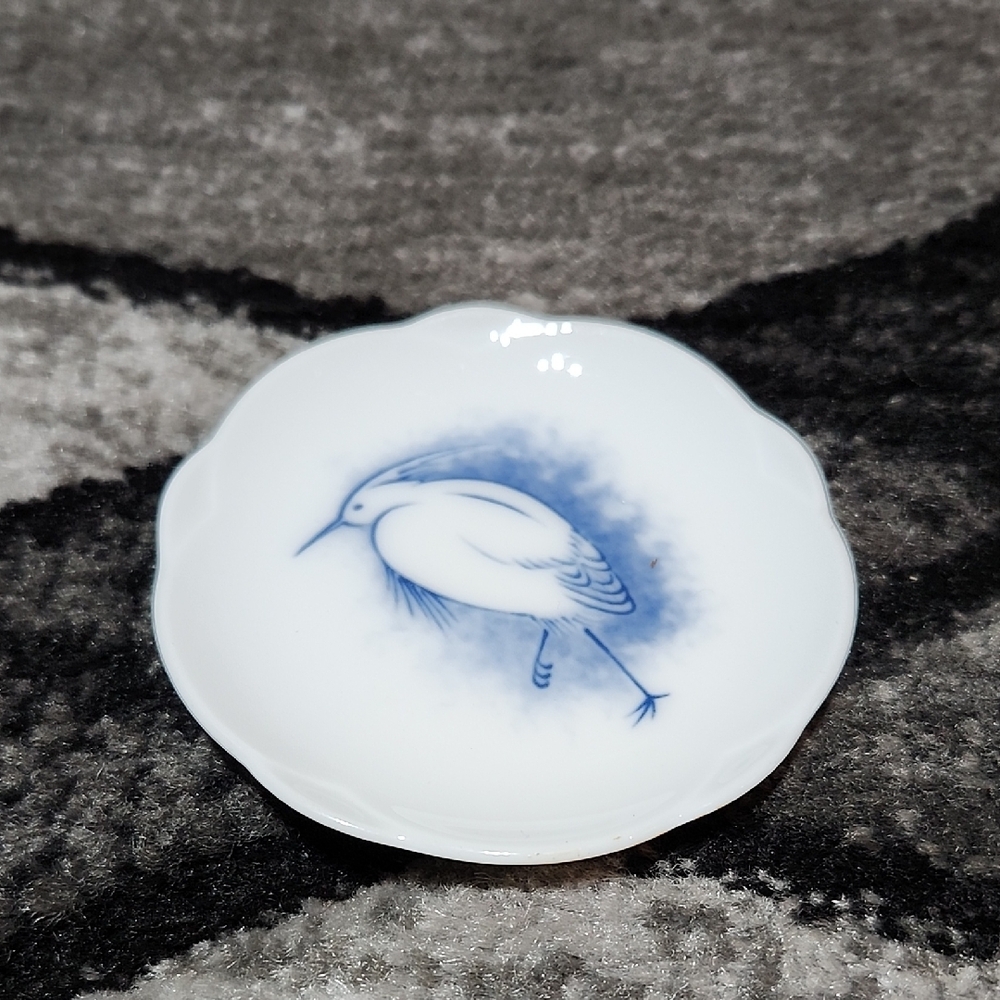 VINTAGE MINIATURE OKURA JAPAN BLUE BIRD COLLECTIBLE PLATE TRINKET DISH 3"